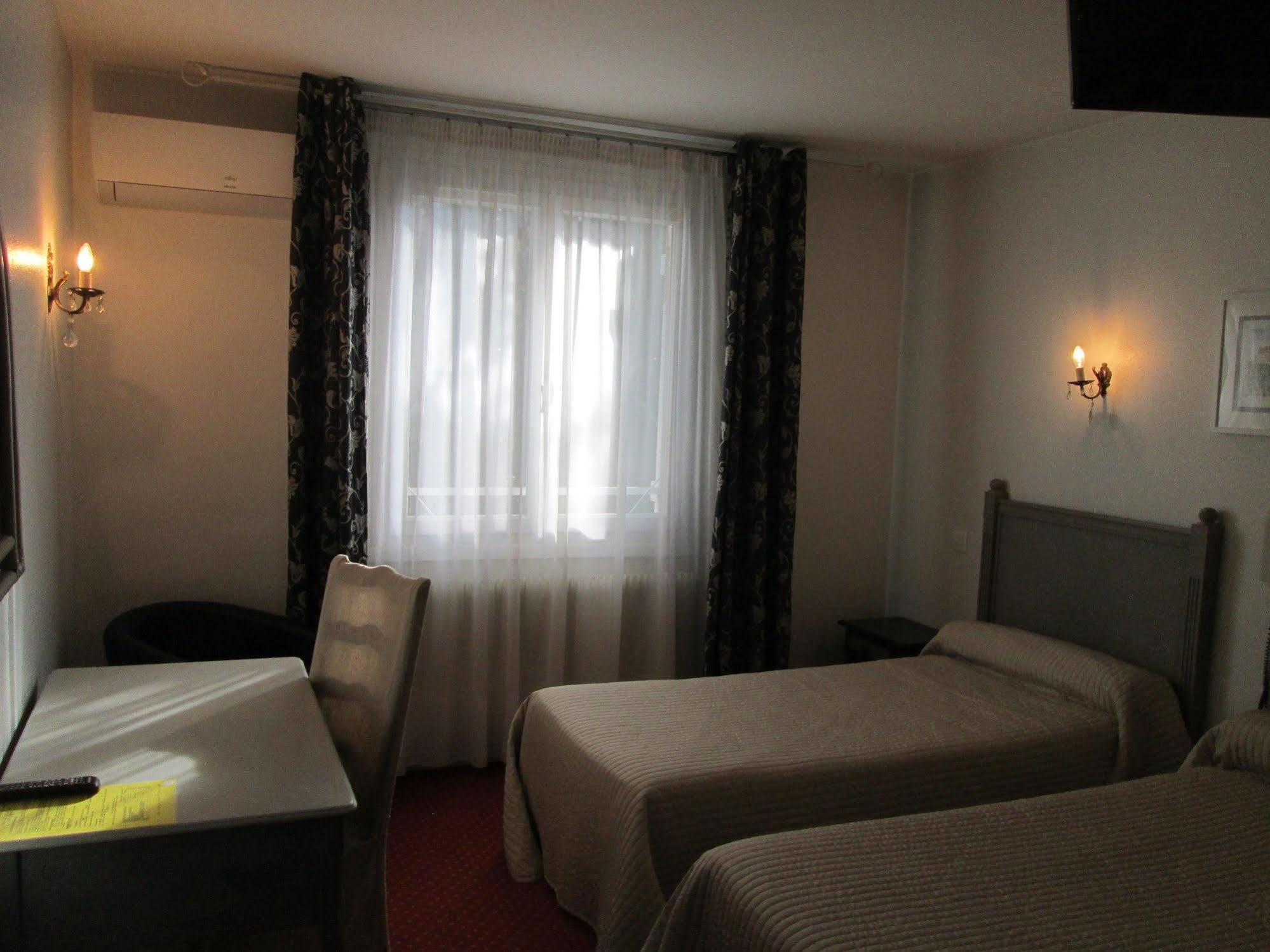 Hotel Victor Hugo Dijon Luaran gambar