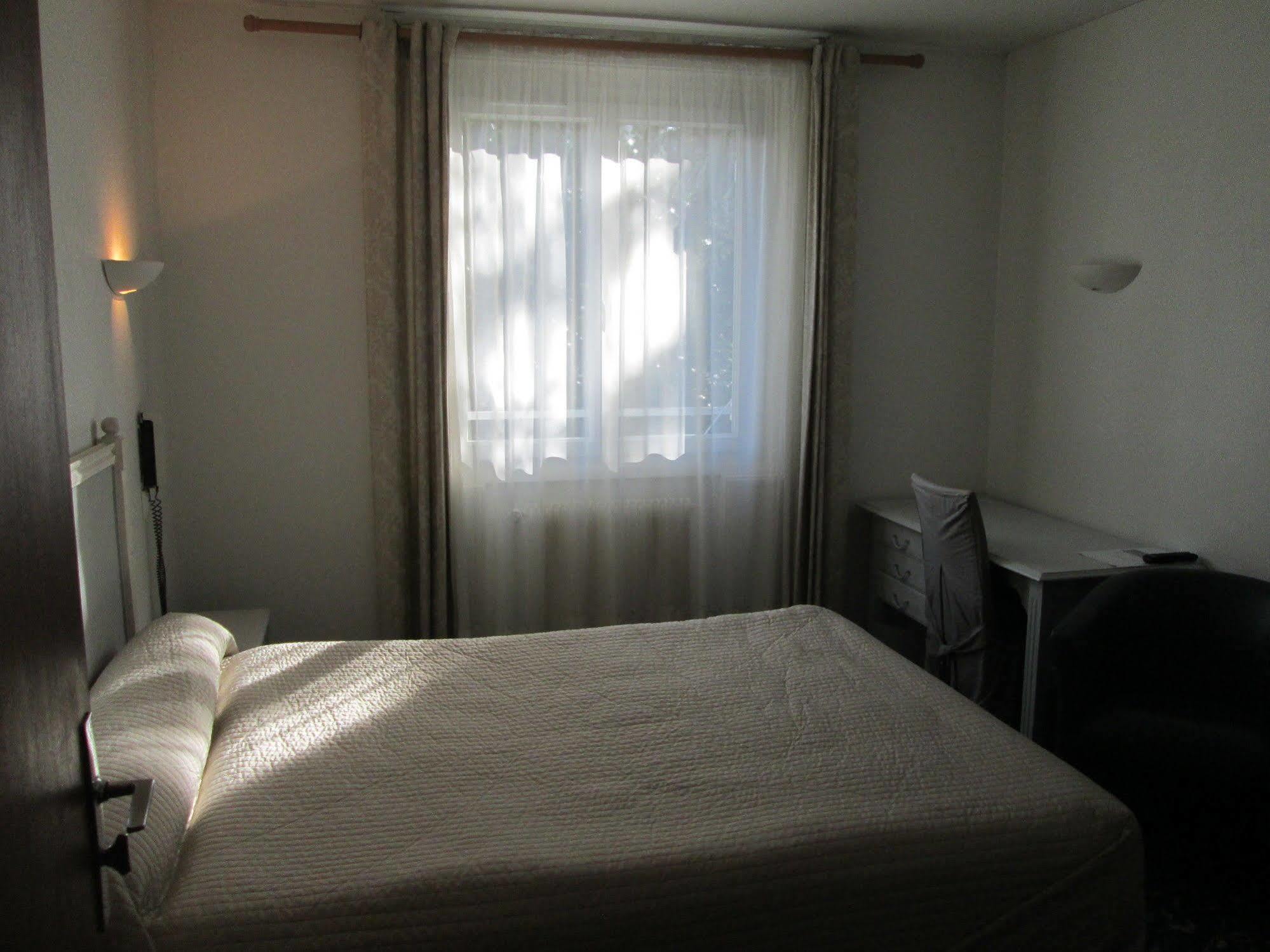 Hotel Victor Hugo Dijon Luaran gambar